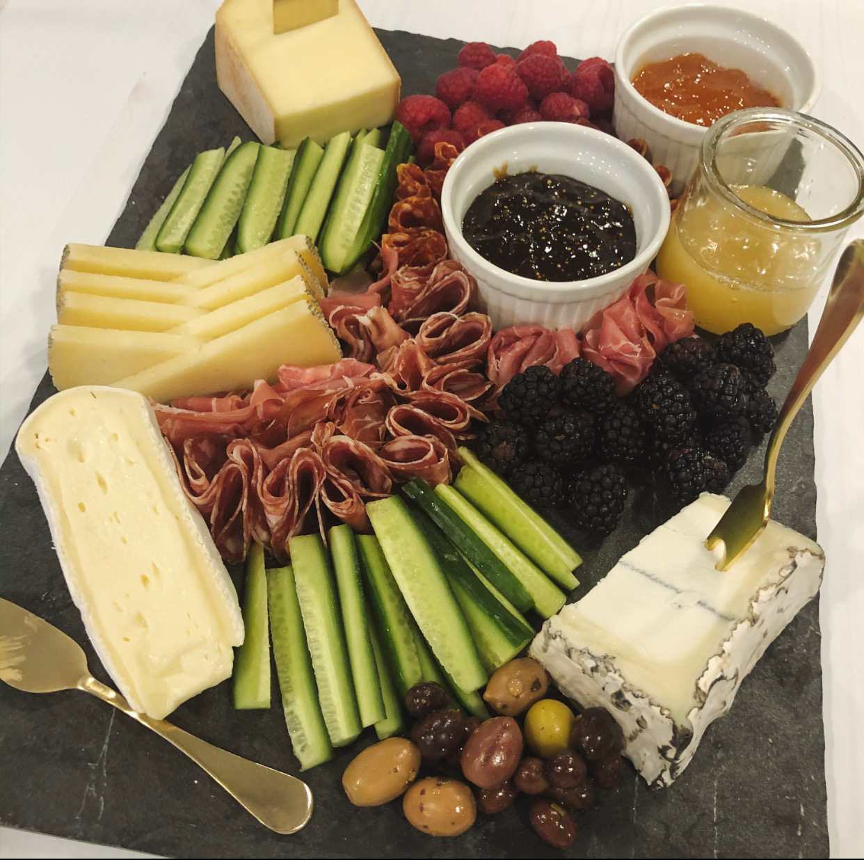 The finished Ultimate cheese board and charcuterie