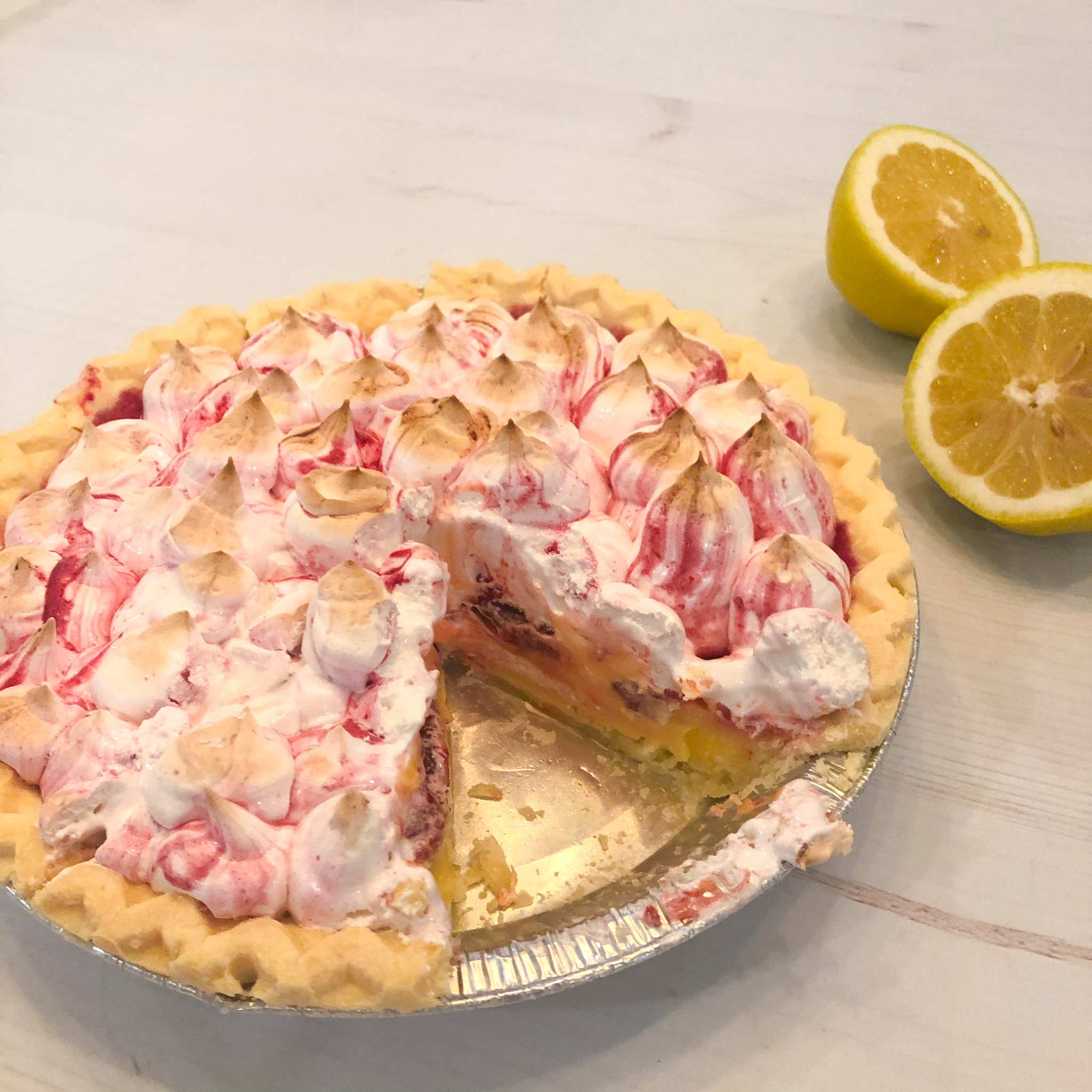 the finished gluten free lemon & raspberry meringue pie